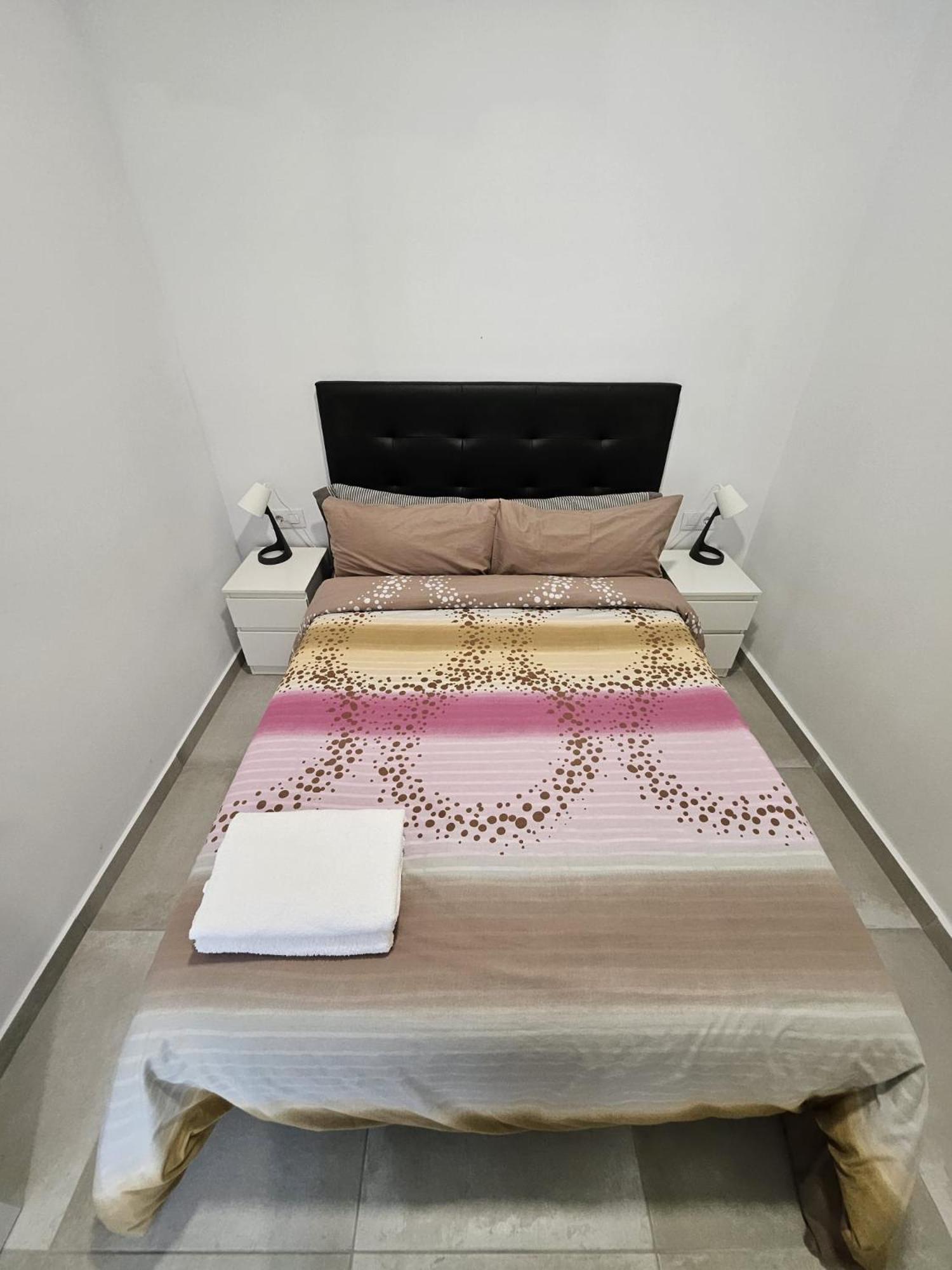 Apartments Jota Barselona Dış mekan fotoğraf